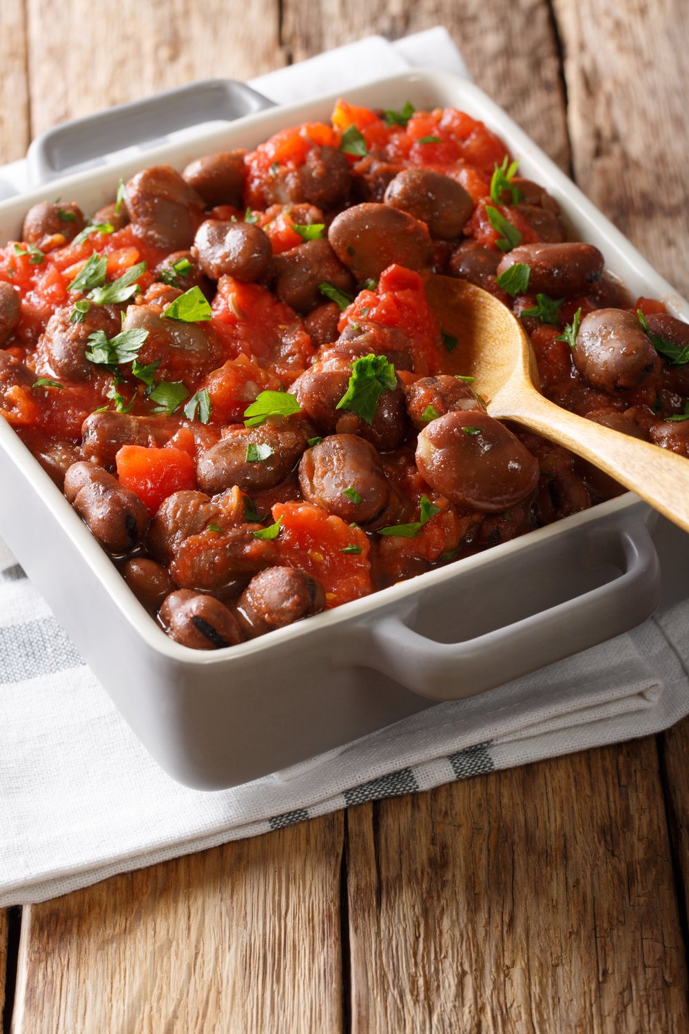 Rich Fava Beans With Tomatoes